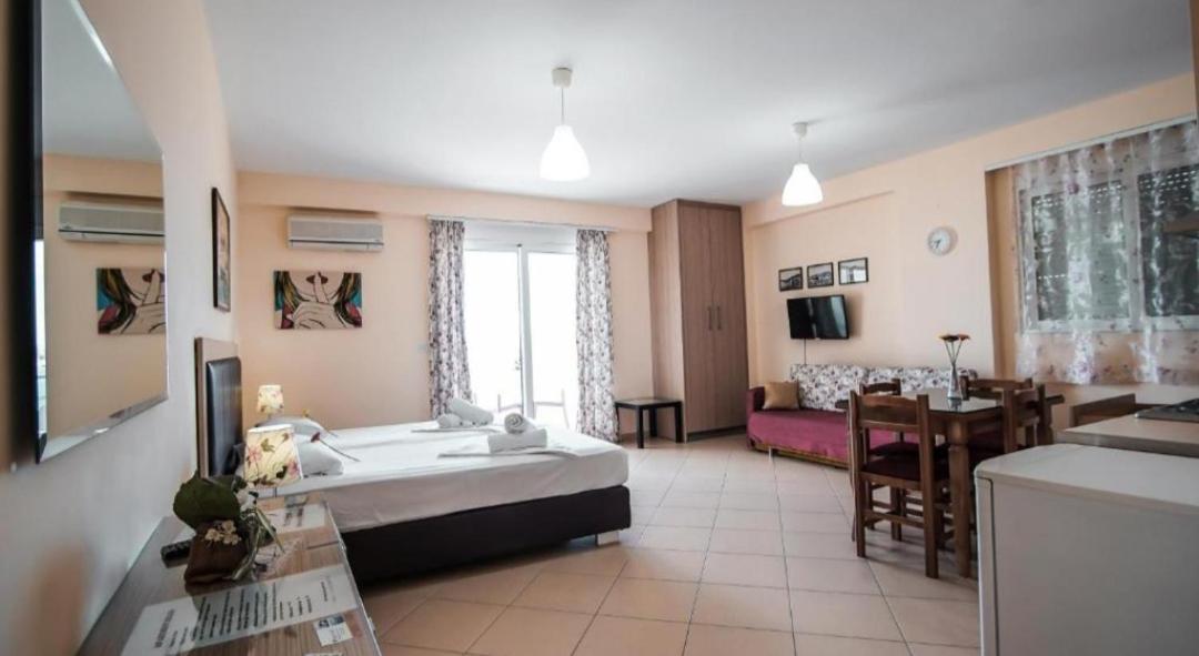 Summer Life Apartments Саранде Екстериор снимка